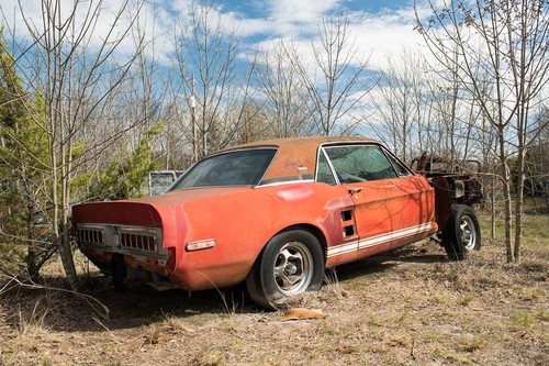 La amnésica historia de 'Little Red', un prototipo del Ford Shelby Mustang 1967 extraviado por 50 años