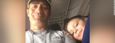 "Eres una mamá afortunada": el emotivo mensaje a la madre de un niño con autismo, del compañero de vuelo de su hijo