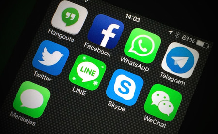 WhatsApp sigue ganando adeptos en España, aunque Facebook Messenger también sube con fuerza