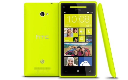 Las ventas de HTC caen un 60% en el mes de octubre. Windows Phone 8 no parece una solución