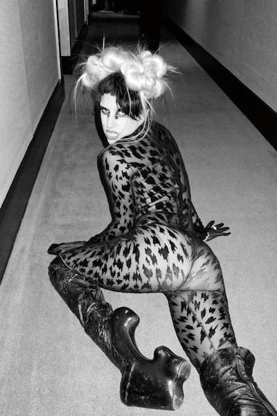Si eres italiano y guapo, estás de suerte: Lady Gaga desea tu semen
