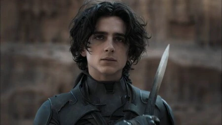 "Nada de drogas duras ni películas de superhéroes". Timothée Chalamet desvela el consejo que le dieron para triunfar en Hollywood