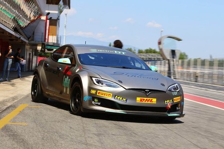 Tesla Model S P100dl