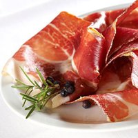 El jamón serrano y sus propiedades beneficiosas para los niños