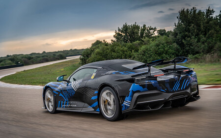 Pininfarina Battista, en vídeo