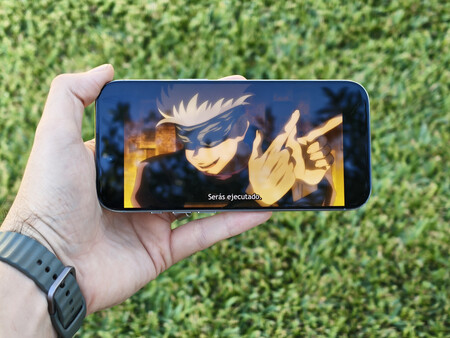 La pantalla antirreflejos se nota... poco | Imagen: Xataka