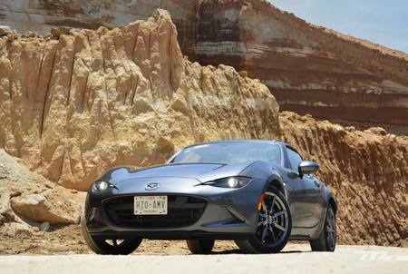 Mazda MX-5 RF, a prueba: un 'hard-top' para ir de verano todo el año
