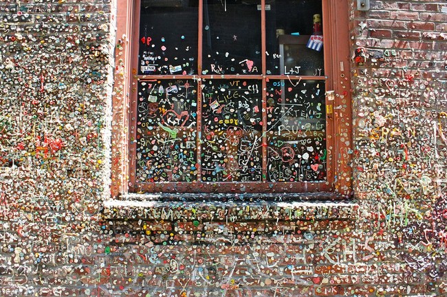 the great gum wall in seathle