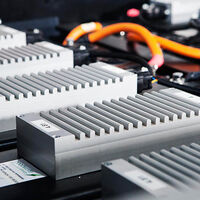 El coche eléctrico tiene un futuro muy complicado si no se ataja su peor problema: el precio del litio 