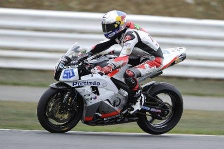 Laverty en una fuerte frenada
