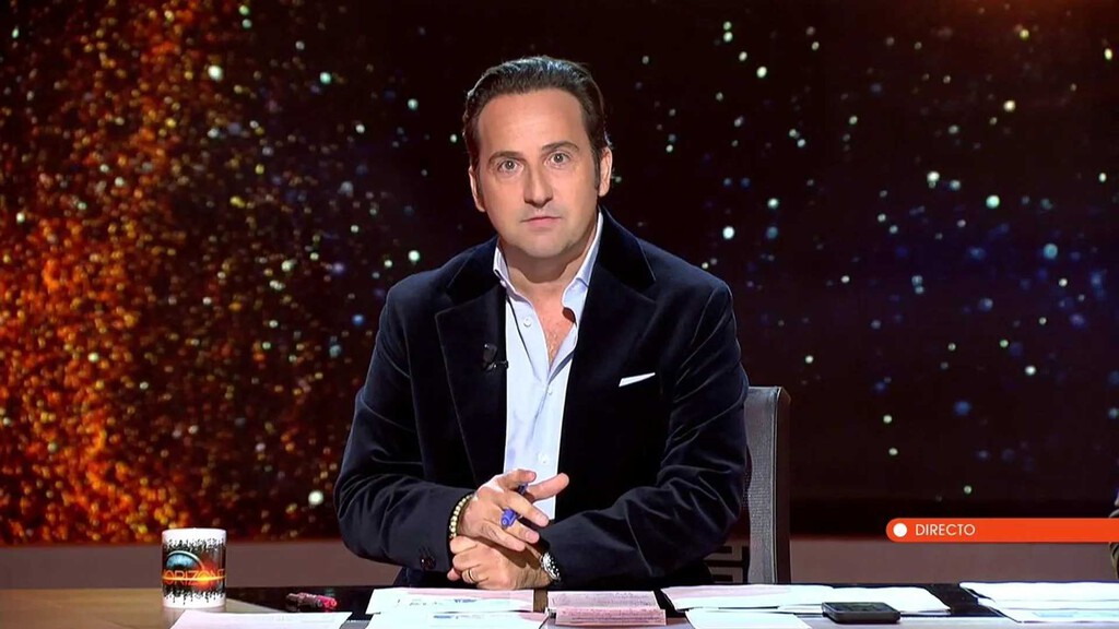 La mudanza de 'First Dates' a Telecinco se está notando en Cuatro. Su apuesta es seguir atiborrándonos de Iker Jiménez