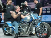 V Quad, motor en V 4 cilindros y los American Chopper