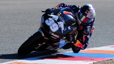 Los chicos KTM de Moto3 pasan unas interesantes jornadas en el circuito de Almería