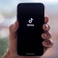 Hemos analizado estos consejos financieros viralizados en tiktok con más de cientos de miles de views: los buenos, los malos y los muy malos