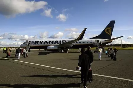 Ryanair rebaja los costes de facturación de nuestras maletas 