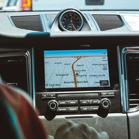 Google Maps, Waze y Mapas nunca ofrecen la ruta más rápida y la razón está relacionada con el medioambiente