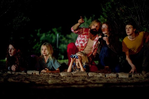 "Captain Fantastic" plantea la polémica de si es bueno educar a nuestros hijos por libre, fuera de la sociedad