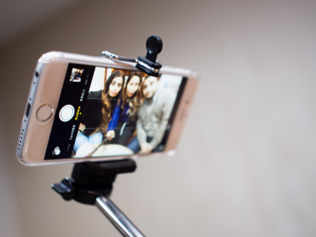 La India se suma a Rusia y crea zonas "libres de selfies" para prevenir accidentes fatales
