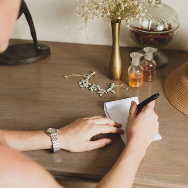 Ya en Tiger el joyero elegante y divertido ideal para guardar tus joyitas a la vez que decora: cuesta solo 4 euros