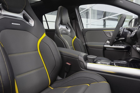 Mercedes Amg Gla 45 2021 21
