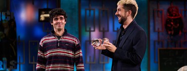 Seguimos teniendo Javis para rato. Javier Ambrossi tranquiliza a sus fans tras su ruptura sentimental. "Es mi vida la que se ha roto"