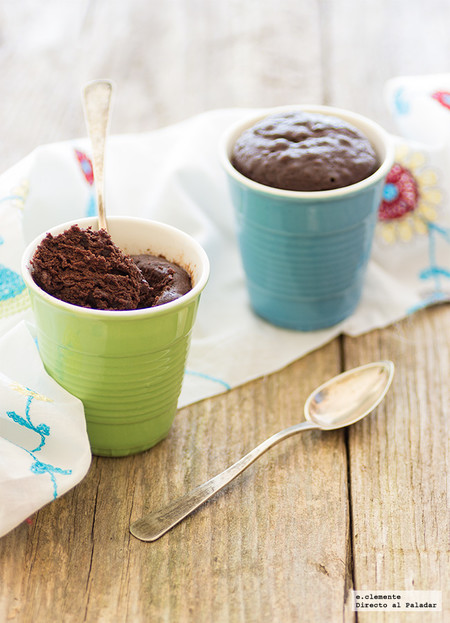 Cómo hacer mug cake de chocolate negro. Receta