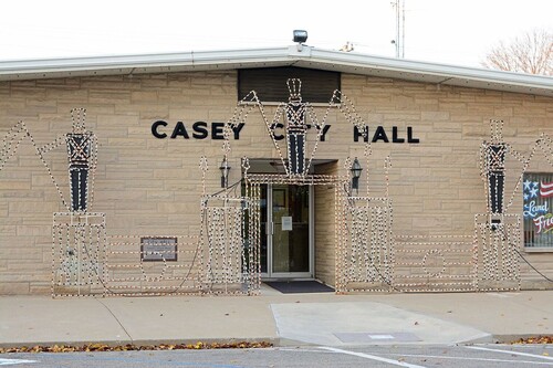Casey, el pueblo pequeño aficionado por coleccionar las cosas más grandes del mundo