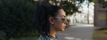 No deberías estar con nadie si no explota un volcán al veros. O eso es lo que nos dice Charli XCX en esta película tan apañada como insuficiente 