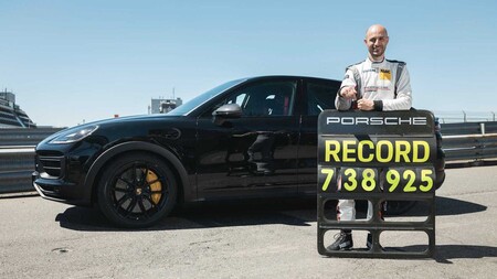 Porsche Cayenne Record Nurburgring 5
