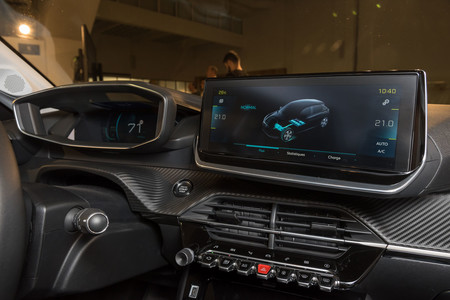 Peugeot e-208 2019
