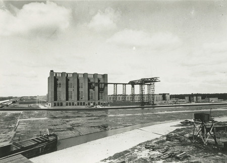 Volkswagen Historia 16