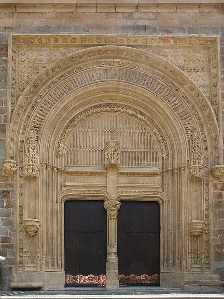 Portico De La Iglesia De San Pedro En Mungia C Ayuntamiento De Mungia