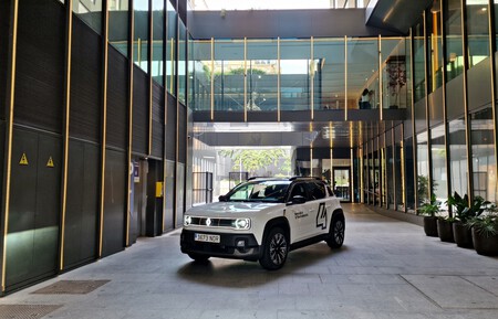 Renault 4 E-Tech en el Hotel Me Barcelona