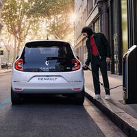 Los anuncios de autos en Francia por ley recomendarán no comprar un auto: invitarán a usar bici o caminar
