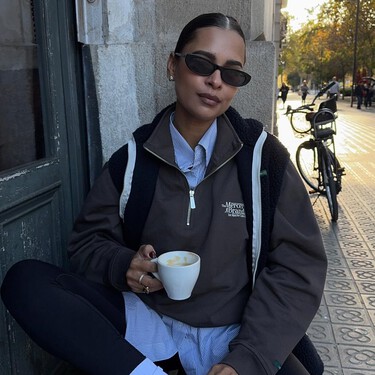 Adidas cambia sus zapatillas Gazelle con un nuevo look mejorado. Son del color brownie más elegante y exquisito