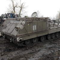 Ni drones ni misiles ni IA, la guerra de  Ucrania ha convertido en pieza clave un vehículo de 1950: el M113