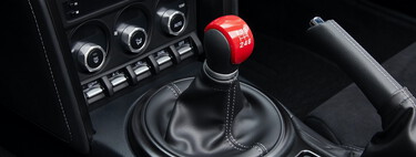 ¿Autos eléctricos con caja manual? Toyota estaría trabajando en ella para montarla en sus próximos modelos deportivos
