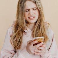 Aunque crecieron con internet, la generación Z cae más en estafas en línea que sus abuelos