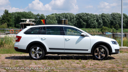 Skoda Scout 2014