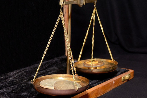 ¿A quién beneficia que los autónomos coticen por ingresos reales?