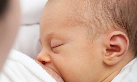 La lactancia materna reduce el riesgo de enfermedad cardiovascular o incluso de muerte de las madres ante a las que no lo hicieron