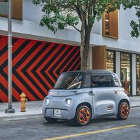 Los nuevos concesionarios: ahora entras a la FNAC y además de un libro y un boli te puedes comprar un coche como el Citroën Ami