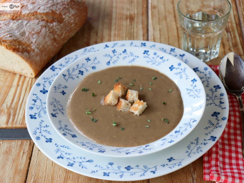 Crema de lentejas, el delicioso entrante a base de legumbres que siempre sienta bien