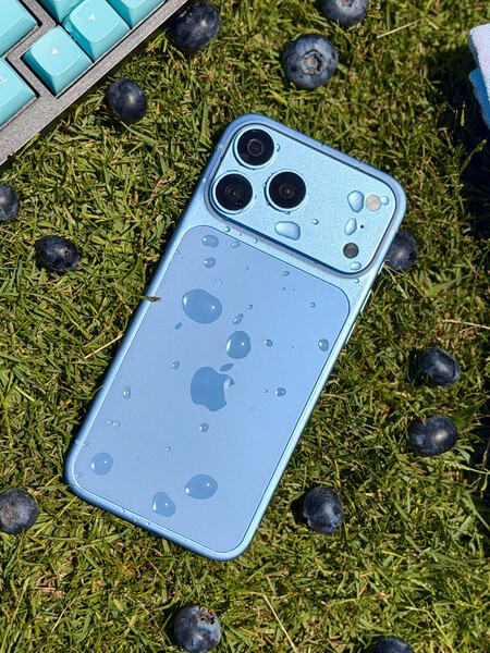 Iphone 18 Pro Max Filtracion Color Light Blue Azul Claro
