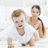 Ejercicios de estimulación temprana para hacer con tu bebé de 6 a 12 meses