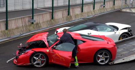 Dolorpasión™: ensalada mixta de Ferrari 458 Italia en Eau Rouge