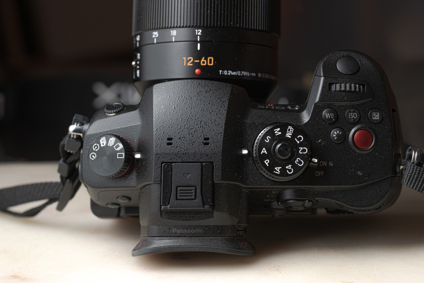 Panasonic GH5 II; análisis, características, precio