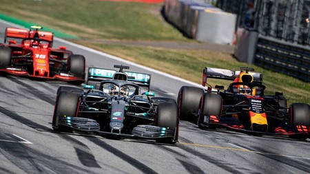 ¡Carreras entre semana! La Fórmula 1 correrá en miércoles o jueves según una carta filtrada de la FIA a los equipos
