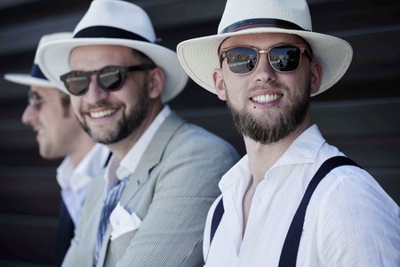 Comienza el Pitti Uomo y el street style ha hablado: el sombrero tipo Panamá es el accesorio definitivo