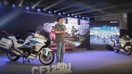 La CFMoto CF1250 nace con el corazón KTM LC8 y 140 CV de potencia, aunque no se ha confirmado en Europa